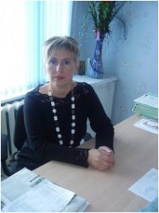 Пономарева Галина Геннадьевна - руководитель высшей квалификационной категории. Возглавляет коллектив школы с 1997 года.